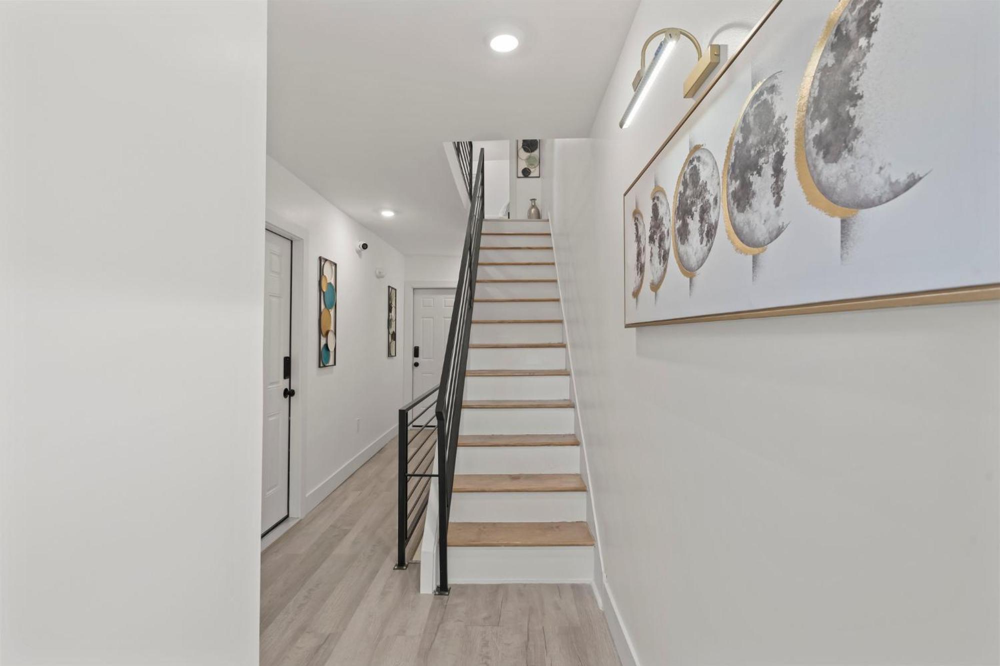 New Season Royals, Airport West 5* Chester